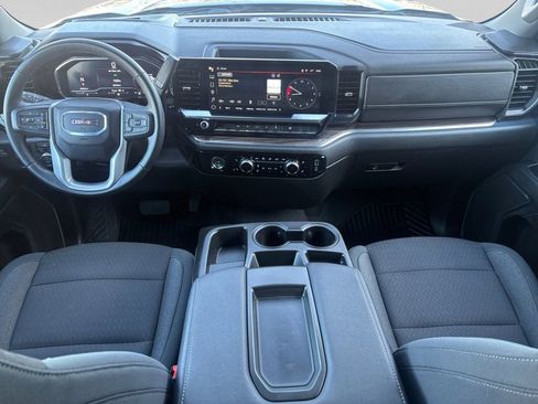 Used 2024 GMC Sierra 1500 Elevation image 11