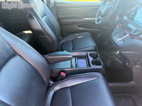 Certified 2024 Honda Odyssey Sport image 13