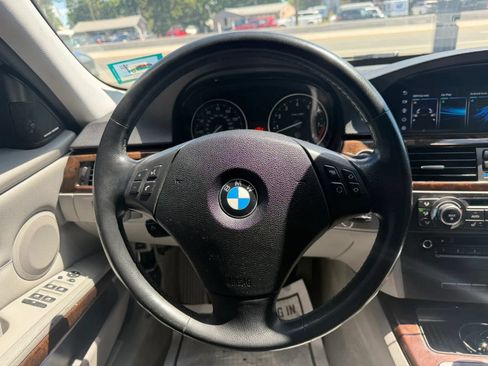Used 2011 BMW 335i xDrive Sedan AWD/4WD image 20
