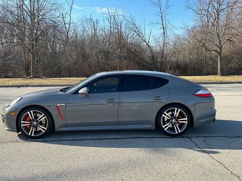 Used 2013 Porsche Panamera GTS AWD/4WD image 4