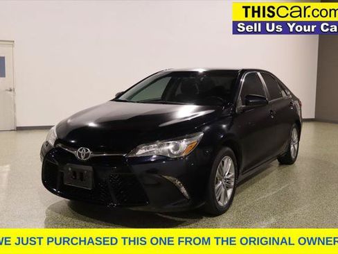 Used 2017 Toyota Camry SE FWD image 4