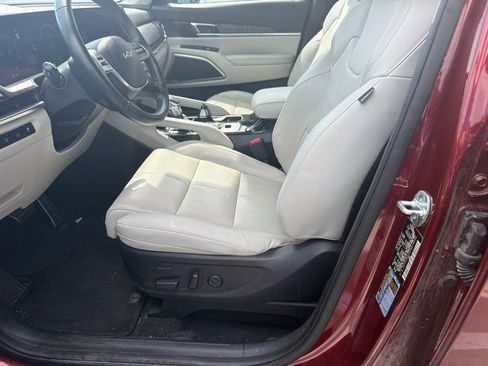 Used 2023 Kia Telluride SX FWD image 13