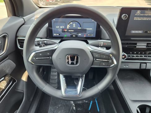 New 2026 Honda Prologue EX image 15