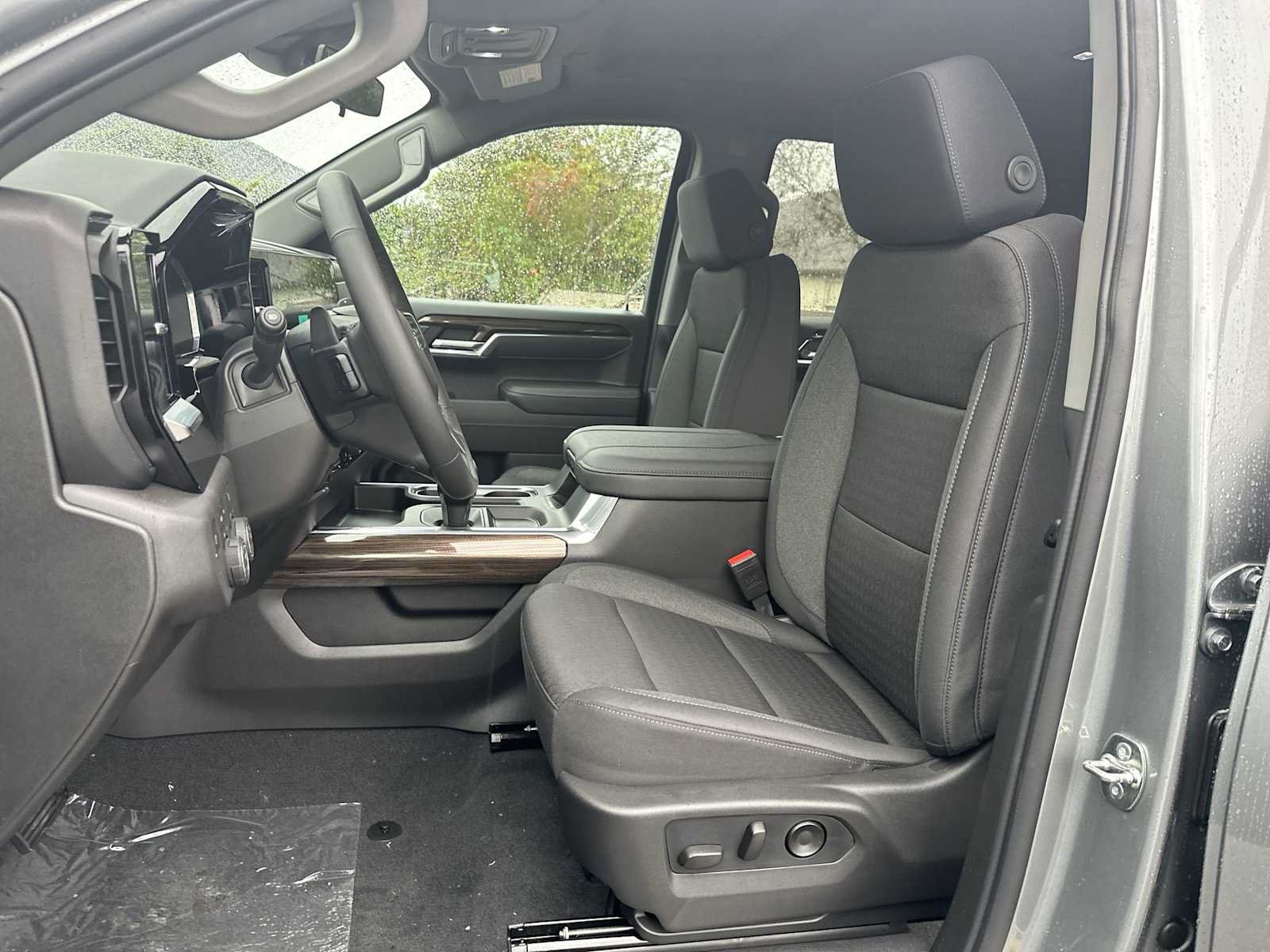 New 2026 Chevrolet Silverado 1500 RST AWD/4WD image 15