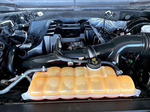 Used 2016 Ford F150 XLT w/ Equipment Group 302A Luxury image 9