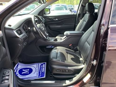 Used 2021 GMC Acadia SLT AWD/4WD image 9