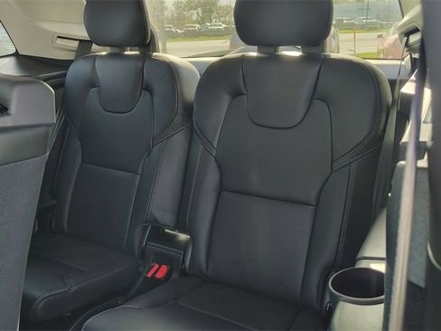 New 2026 Volvo XC90 B6 Ultra image 32
