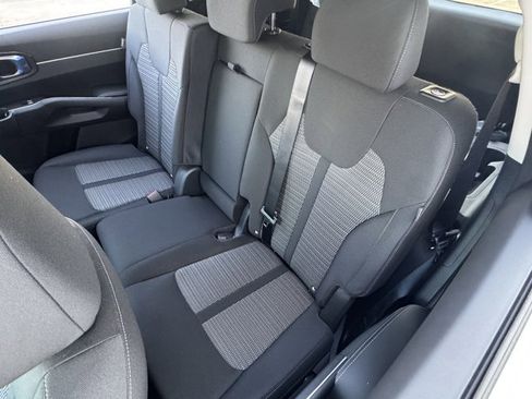 New 2026 Kia Sorento LX FWD image 22