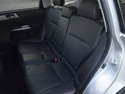 Used 2010 Subaru Forester 2.5X Limited AWD/4WD image 7