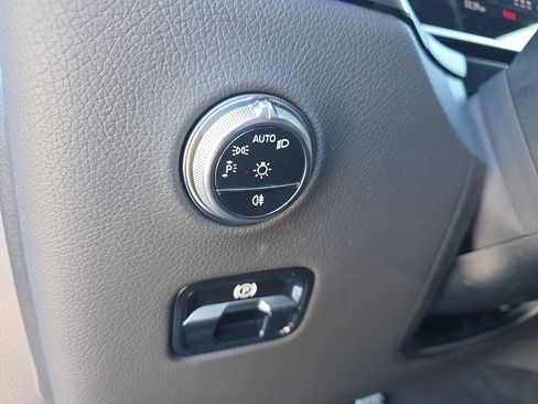 Certified 2026 Mercedes-Benz GLC 300 image 24