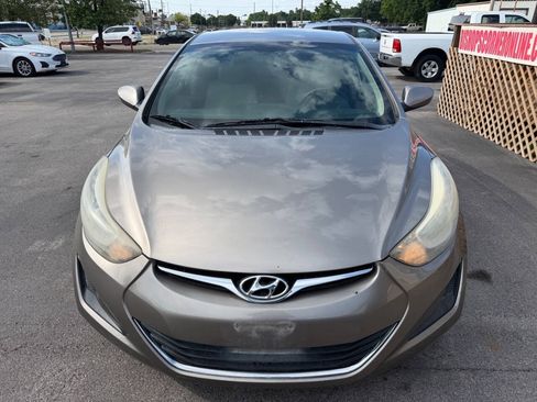 Used 2014 Hyundai Elantra SE FWD image 3