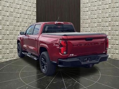 Used 2023 Chevrolet Colorado Z71 w/ Z71 Convenience Package 2 AWD/4WD image 8