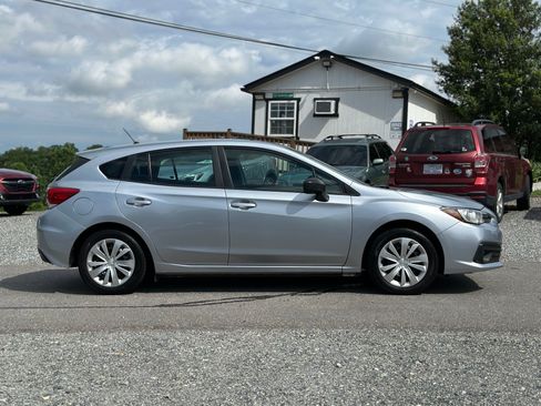 Used 2022 Subaru Impreza 2.0i AWD/4WD image 2