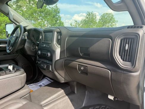 Used 2025 Chevrolet Silverado 2500 W/T w/ WT Convenience Package AWD/4WD image 22