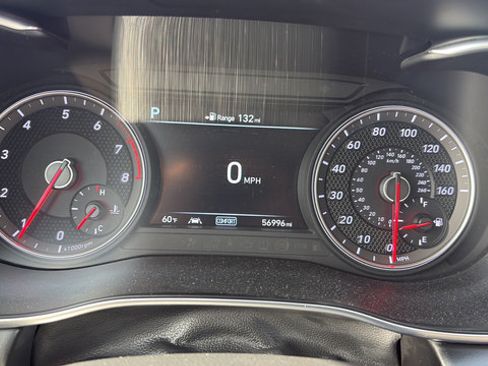 Used 2019 Genesis G70 2.0T Advanced AWD/4WD image 16