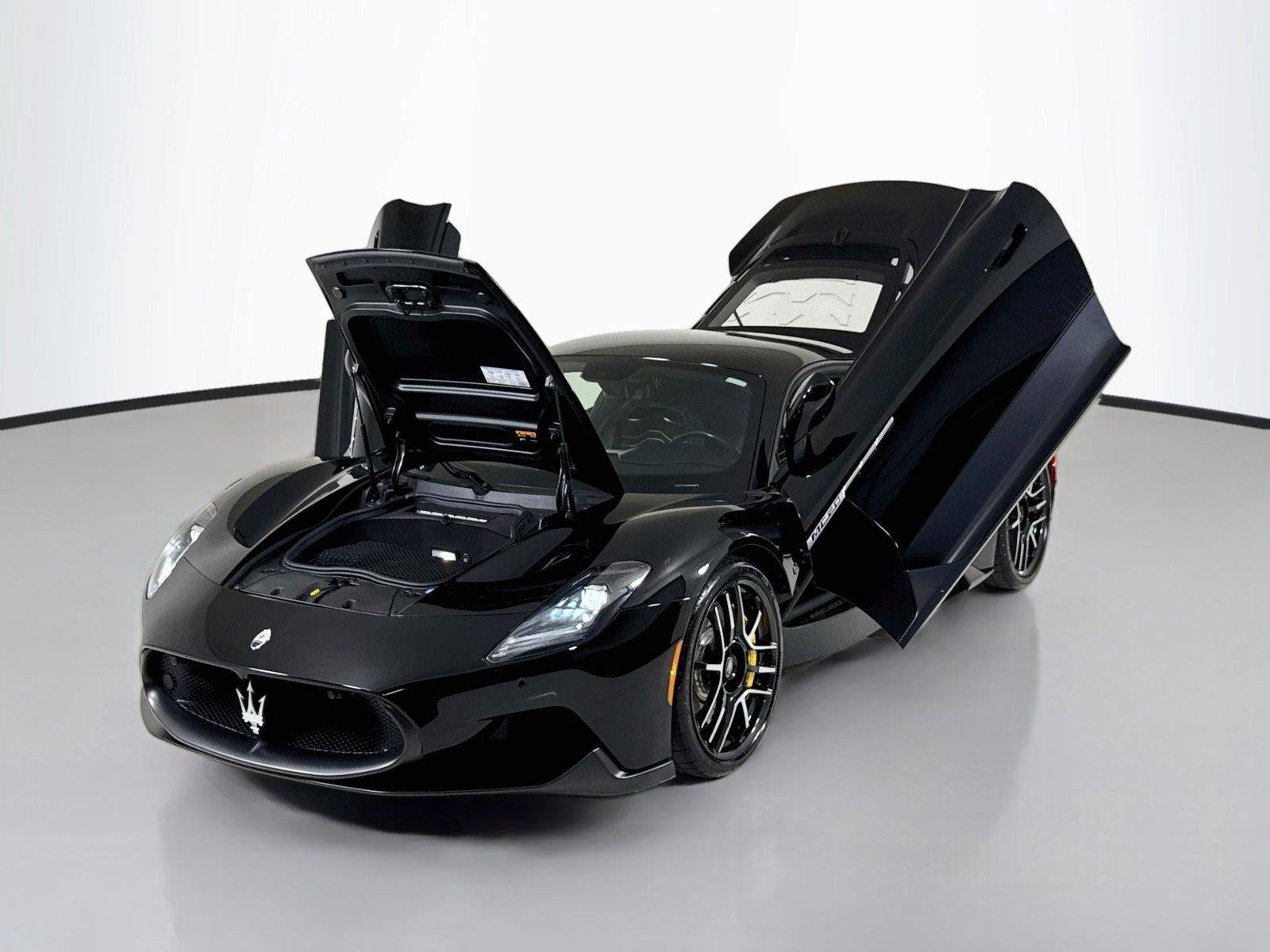 Used 2022 Maserati MC20 Coupe RWD image 39