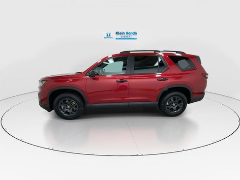 New 2025 Honda Pilot TrailSport image 7