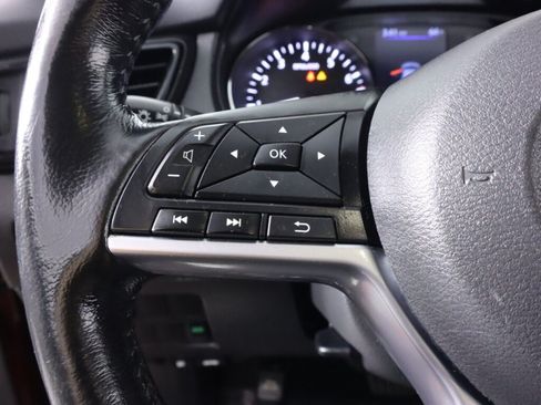 Used 2019 Nissan Rogue Sport SV w/ All-Weather Package FWD image 14