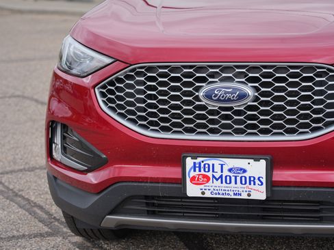 Used 2024 Ford Edge SEL w/ Convenience Package AWD/4WD image 11