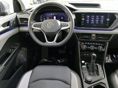 Used 2024 Volkswagen Taos SEL image 25