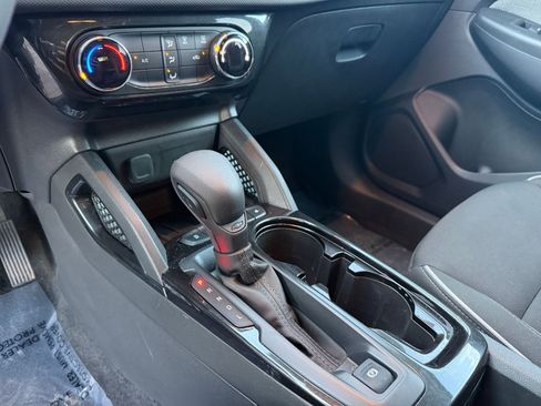 Used 2025 Chevrolet TrailBlazer LT image 39