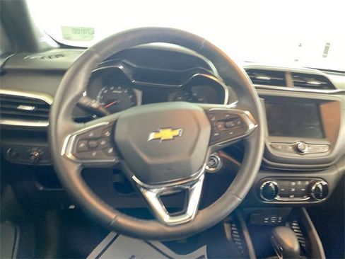 Used 2023 Chevrolet TrailBlazer ACTIV image 34