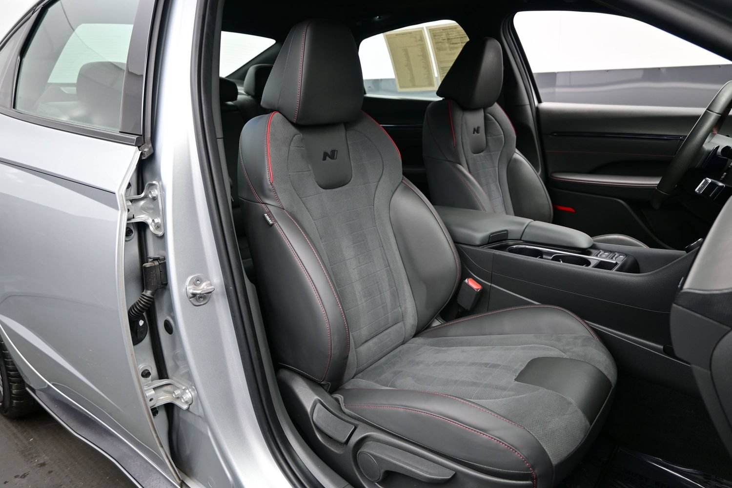 Certified 2025 Hyundai Sonata N Line FWD image 15