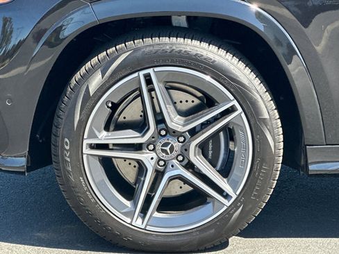 New 2025 Mercedes-Benz GLS 450 4MATIC image 27