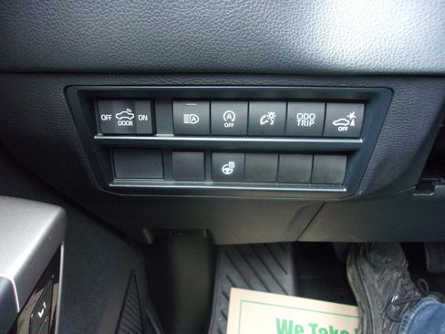 Used 2024 Toyota Tundra Limited image 23