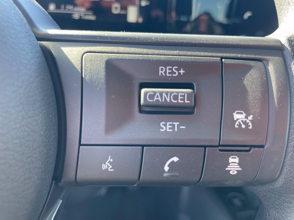 Used 2026 Nissan Kicks SV w/ SV Premium Package FWD image 9