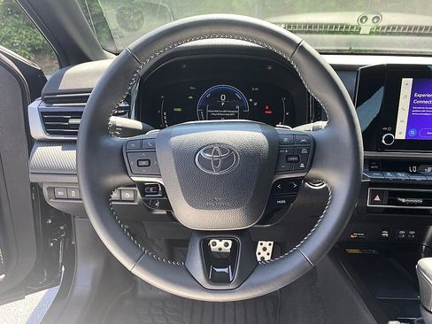 Certified 2026 Toyota Camry SE w/ Convenience Package FWD image 12