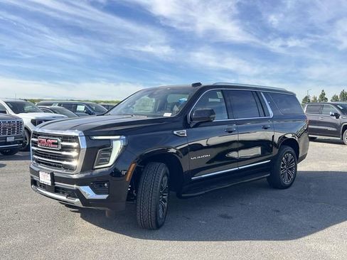 New 2026 GMC Sierra 2500 AT4 w/ AT4 Premium Plus Package image 7