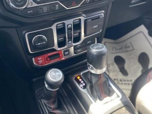 Used 2020 Jeep Wrangler Unlimited Rubicon w/ Quick Order Package 28Y Recon image 18