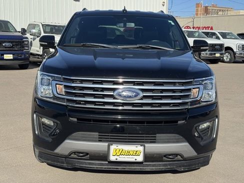 Used 2018 Ford Expedition XLT w/ Equipment Group 202A image 8