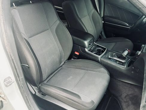Used 2016 Dodge Charger SXT AWD/4WD image 15