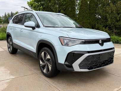 New 2026 Volkswagen Taos SE