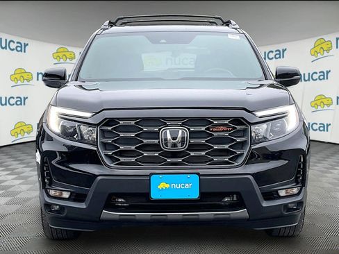 Used 2023 Honda Passport TrailSport image 2