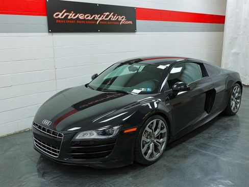 Used 2011 Audi R8 V10 AWD/4WD image 1