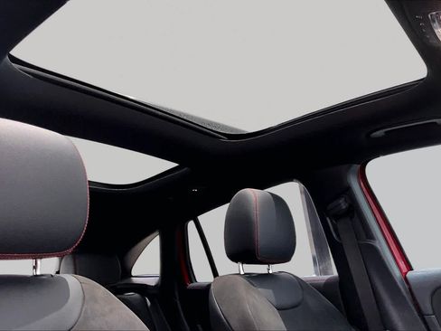 Certified 2021 Mercedes-Benz GLA 250 image 14
