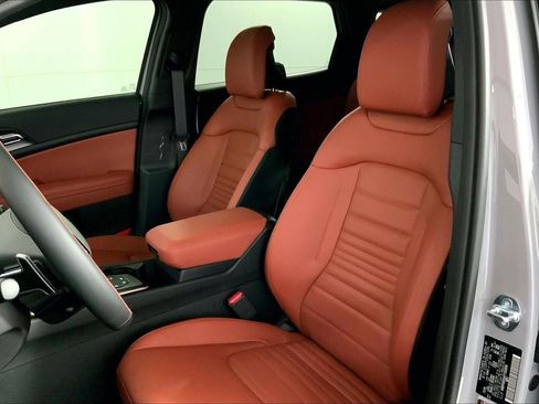 New 2026 Kia Sportage SX Prestige image 9