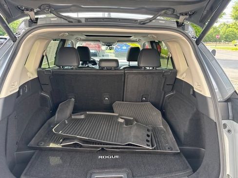 Used 2023 Nissan Rogue Platinum w/ Platinum Premium Package AWD/4WD image 26