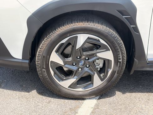 Certified 2024 Subaru Crosstrek 2.5i Limited w/ Crosstrek Mirror Package AWD/4WD image 9