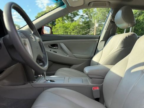 Used 2011 Toyota Camry LE w/ LE Extra-Value Pkg FWD image 20