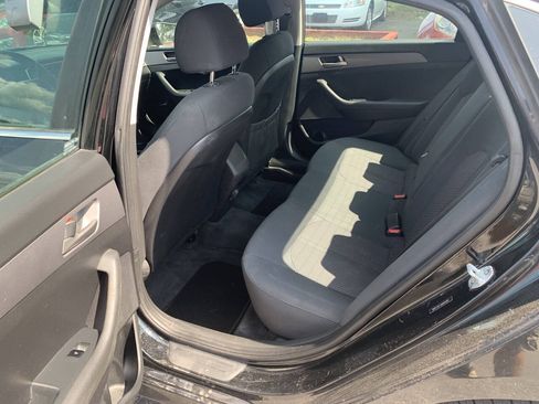 Used 2018 Hyundai Sonata SE FWD image 9