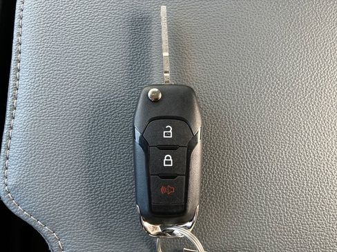 New 2026 Ford F250 XL w/ XL Chrome Package image 32