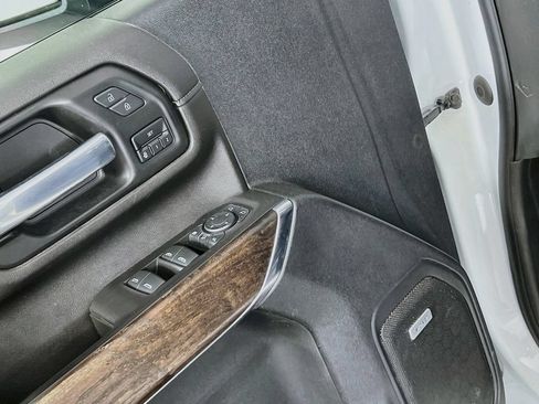 Certified 2021 GMC Sierra 2500 Denali w/ Denali Ultimate Package AWD/4WD image 16
