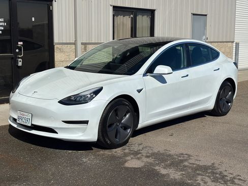 Used 2020 Tesla Model 3 Long Range AWD/4WD image 7