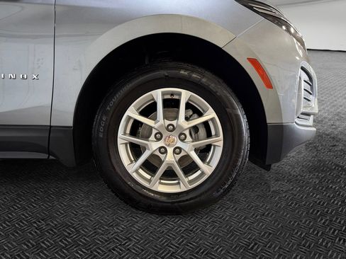 Used 2023 Chevrolet Equinox LT AWD/4WD image 11