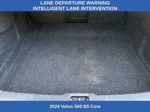 Used 2024 Volvo S60 B5 Core image 8
