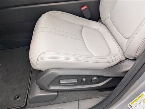 New 2025 Honda Pilot EX-L image 4